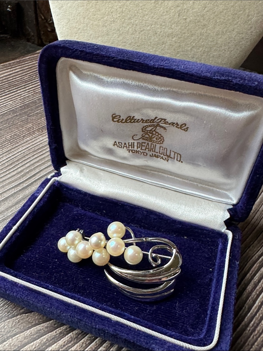 Vintage Japanese Cultured Pearl Silver Brooch Asahi Pearl Tokyo Japan